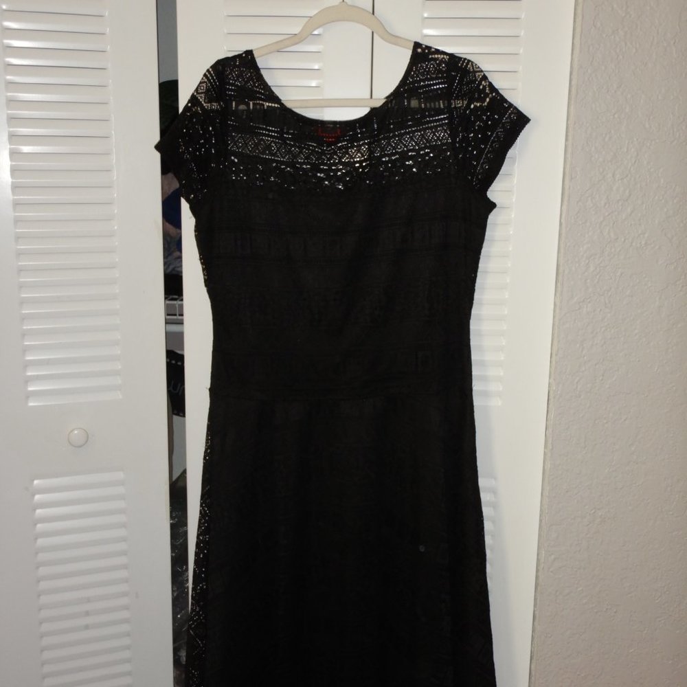 Signature by Sangria Black Lace dress